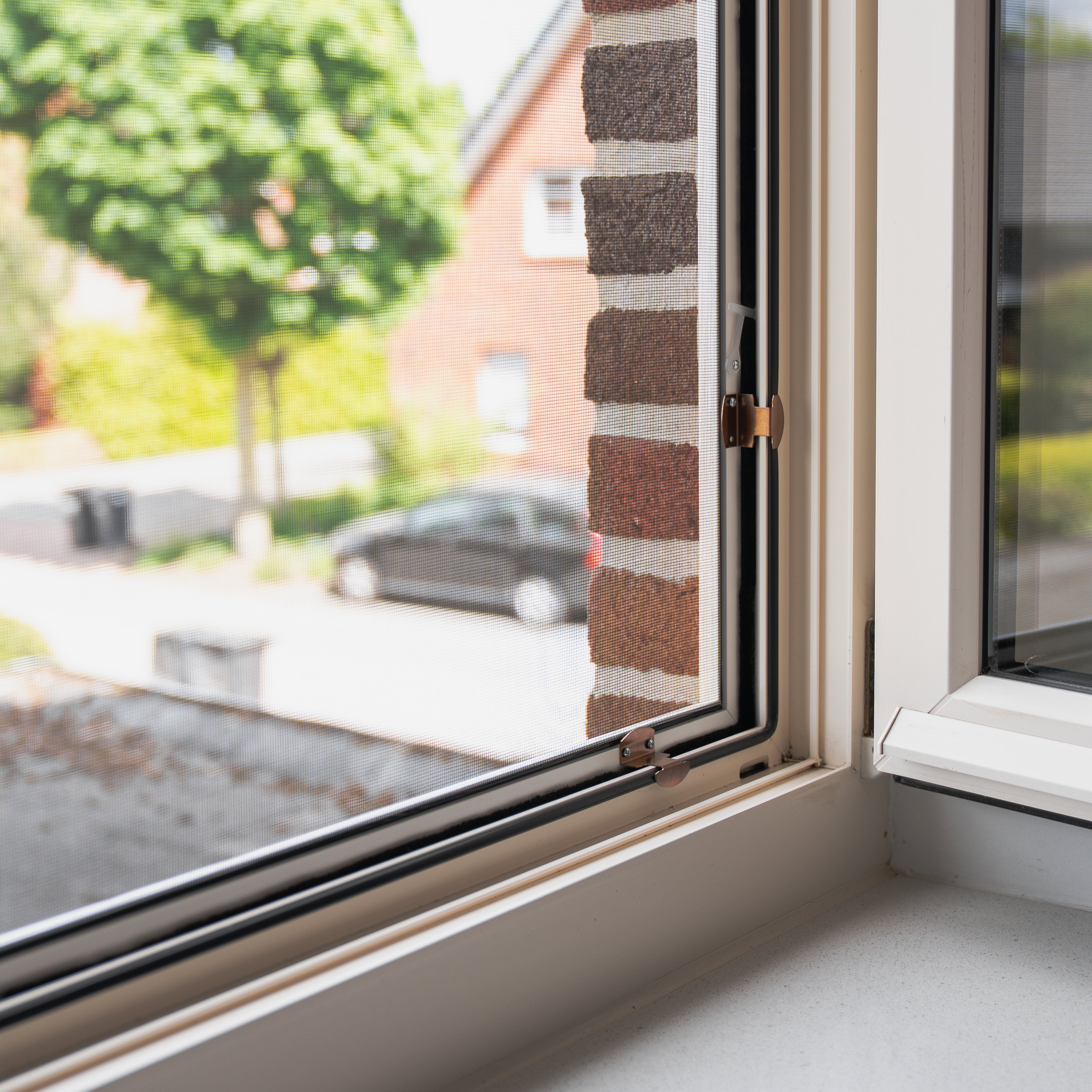 Fliegengitter - Klemmrahmen | Für Alu- Kunststoff- und Holz-Fenster
