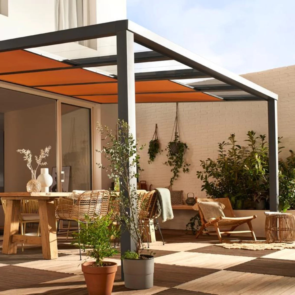 Terrassenüberdachung – Sonnenschutz für Wintergärten und Überdachungen